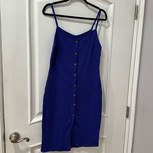 Say what ? beautiful pencil dress size XL